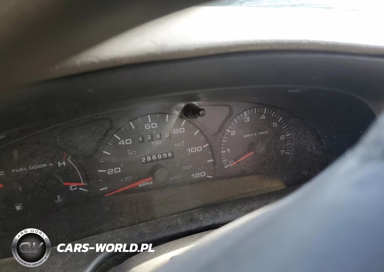 2002 Mercury Sable Gs VIN:1MEFM50U72G652072 - 9
