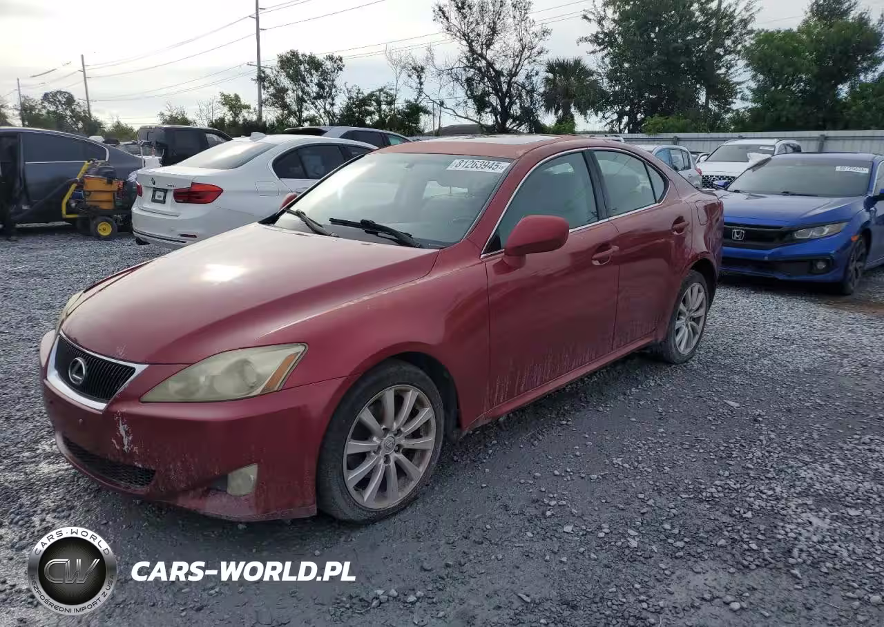 LEXUS