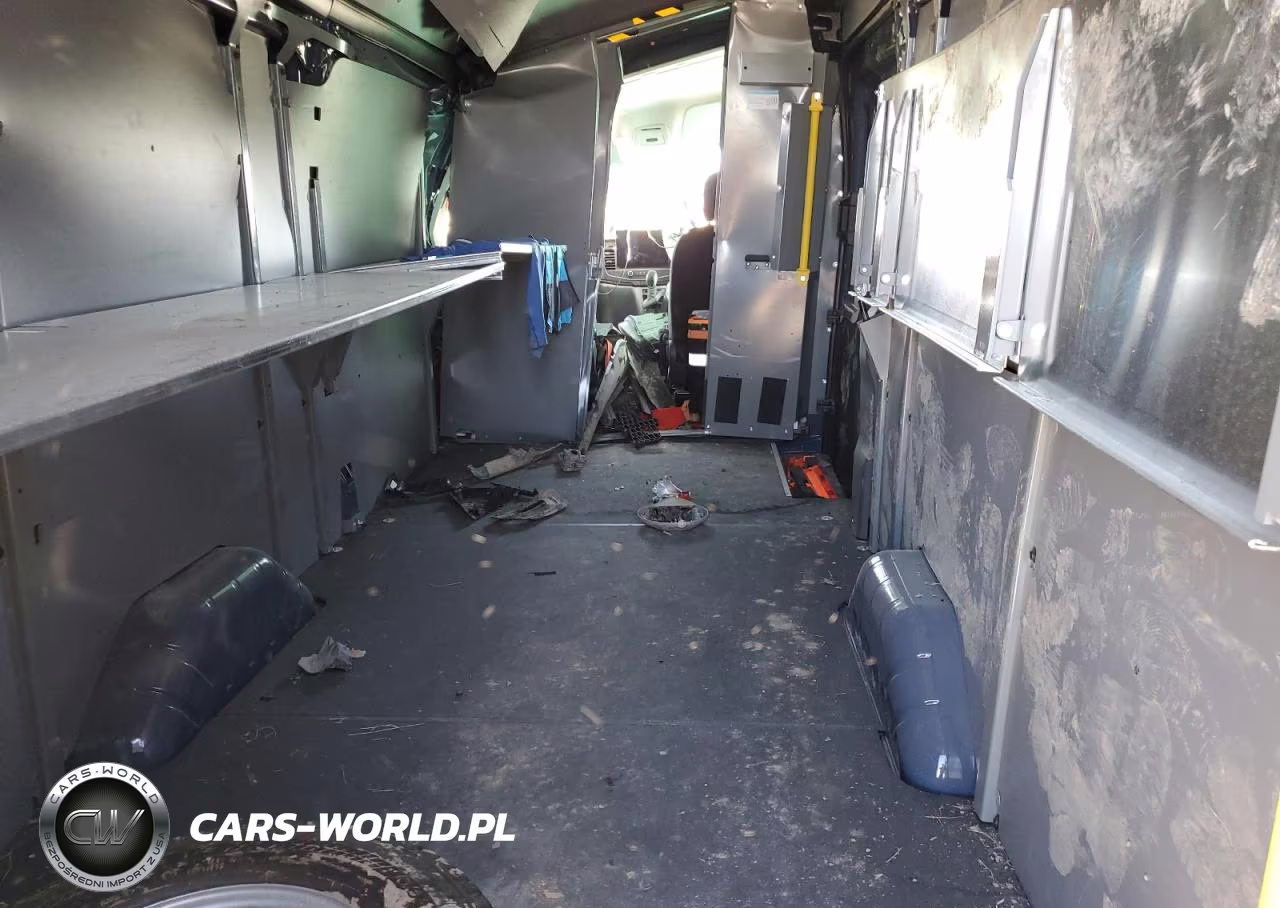 2024 Ford Transit T-250 VIN:1FTBR3U81RKB49793 - 10