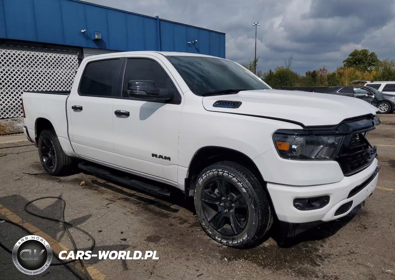 2023 Ram 1500 Big Horn VIN:1C6RRFFG4PN531680 - 4