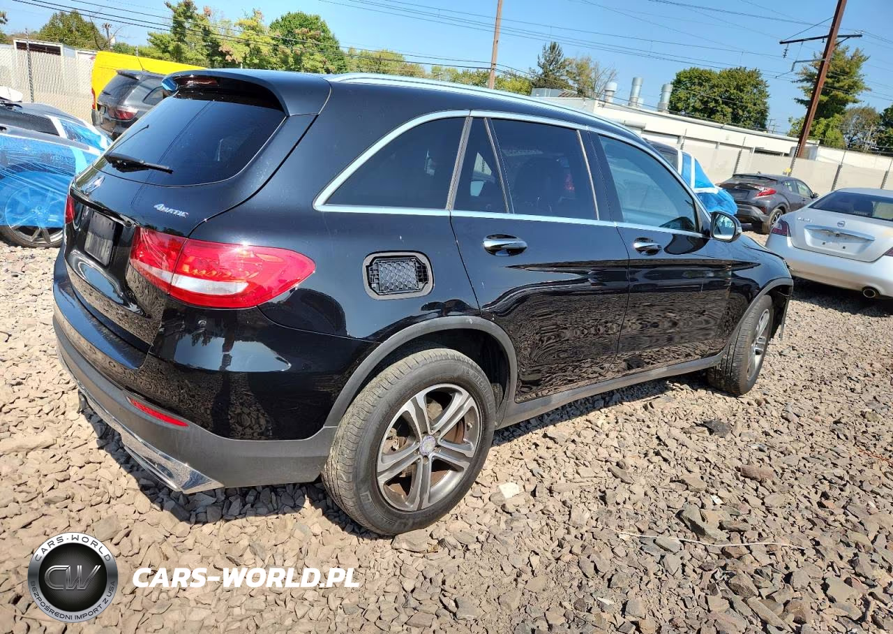 2017 Mercedes-Benz Glc 300 4Matic VIN:WDC0G4KB5HF160122 - 3