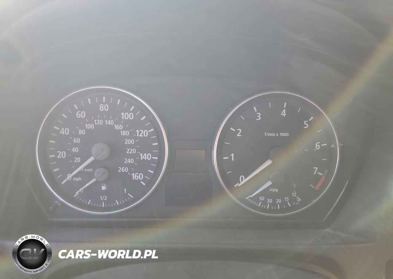 2006 BMW 325 VIN:WBAVB13546PT10372 - 9