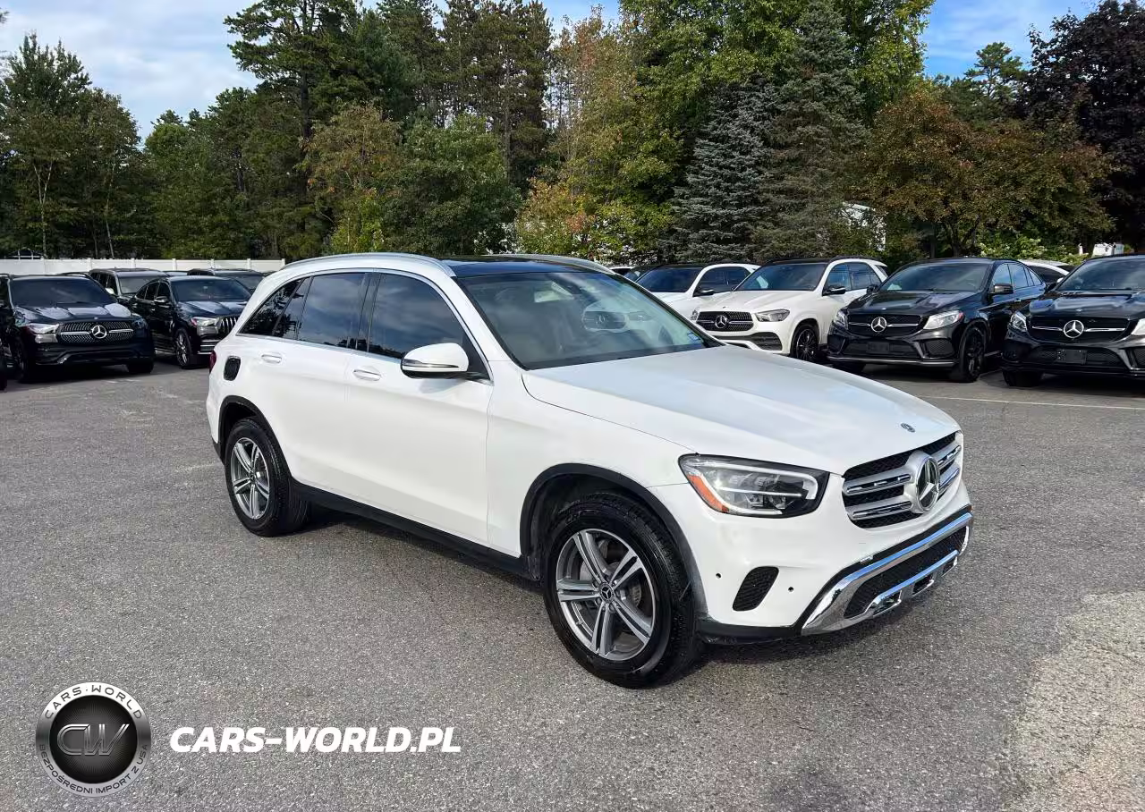 MERCEDES-BENZ