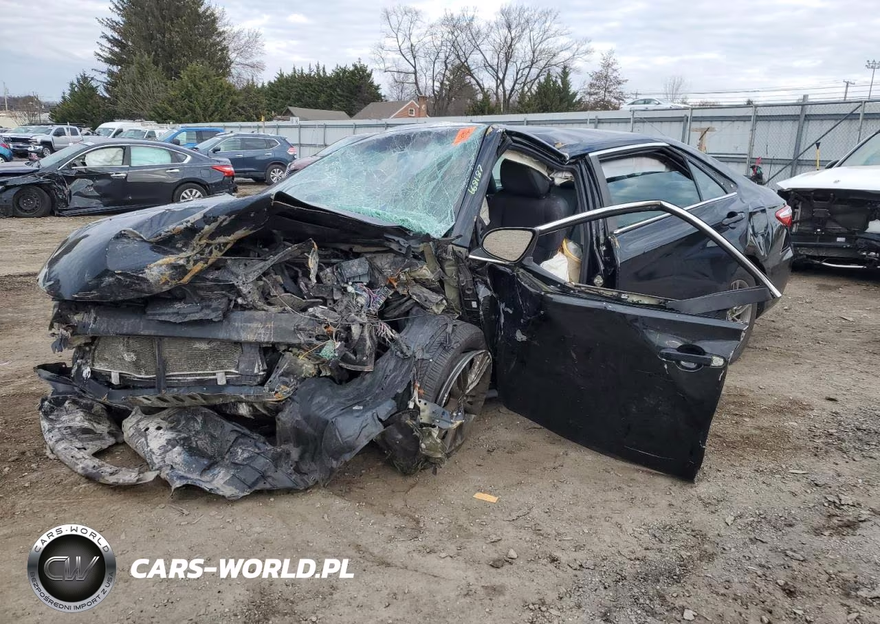 2017 Toyota Camry Le – zdjęcie 1 z 12