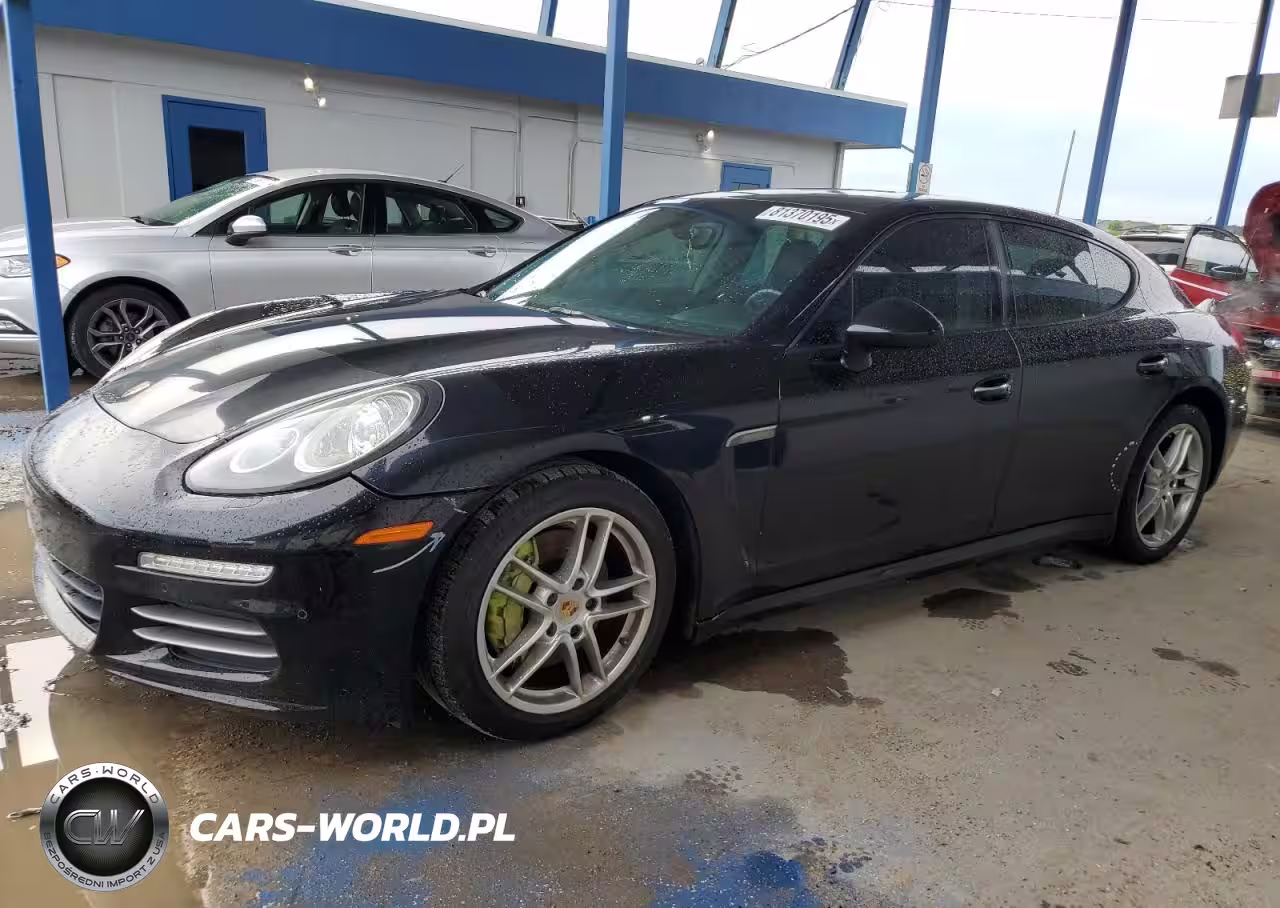 PORSCHE