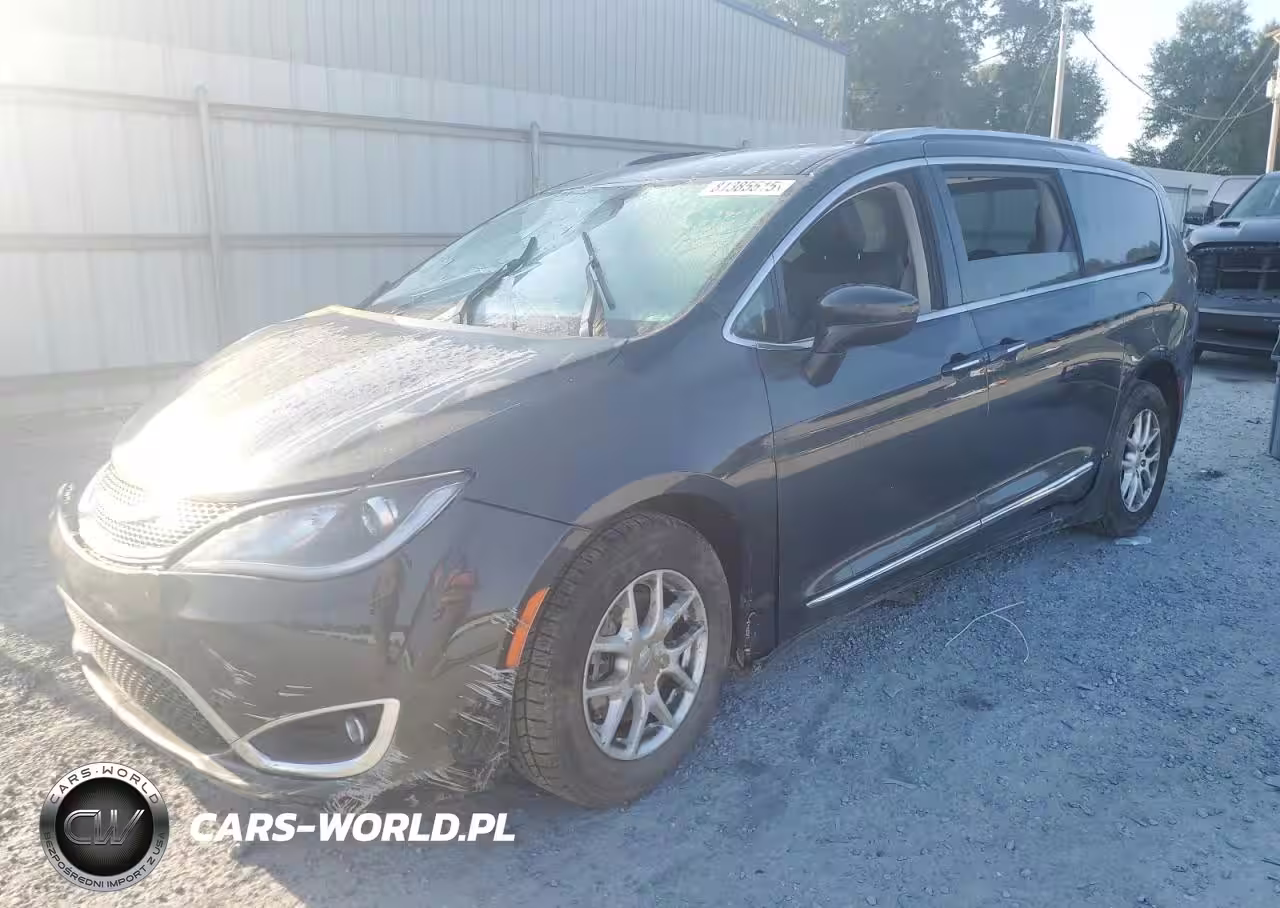 2020 Chrysler Pacifica Touring L