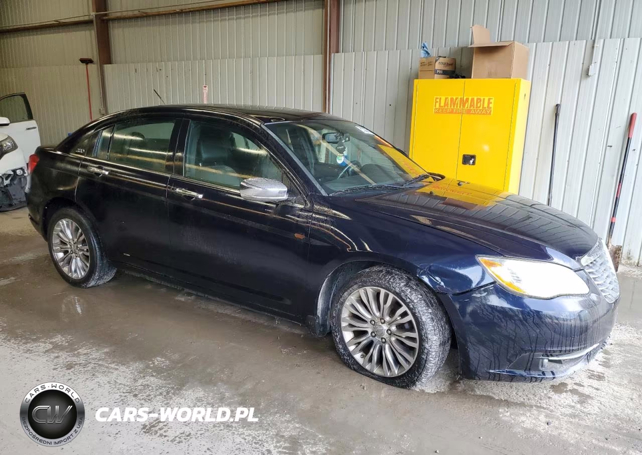 2012 Chrysler 200 VIN:1C3CCBCB5CN308581 - 4
