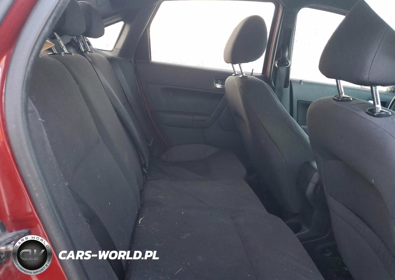 2011 Ford Focus Ses VIN:1FAHP3GNXBW175024 - 10