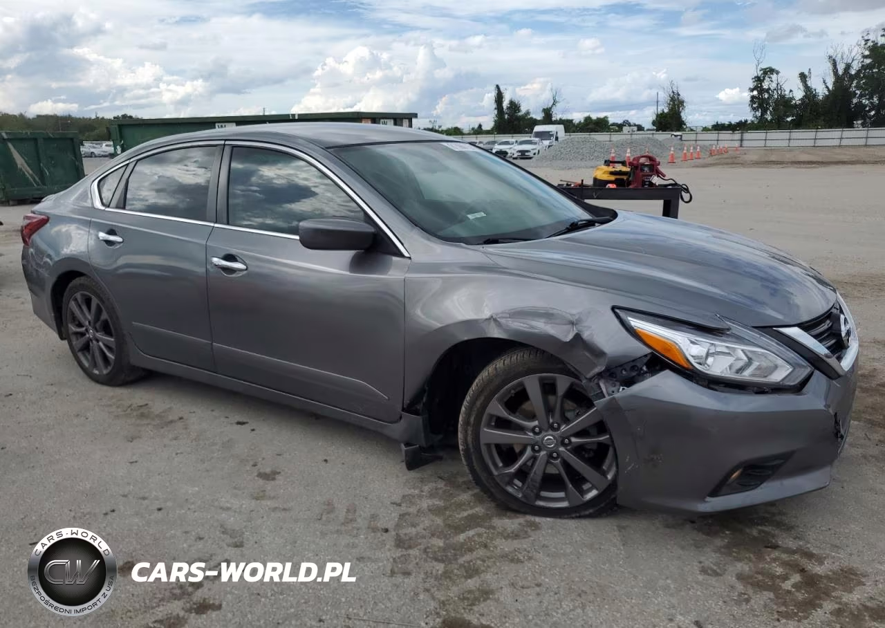 2018 Nissan Altima 2.5 VIN:1N4AL3AP3JC476497 - 4
