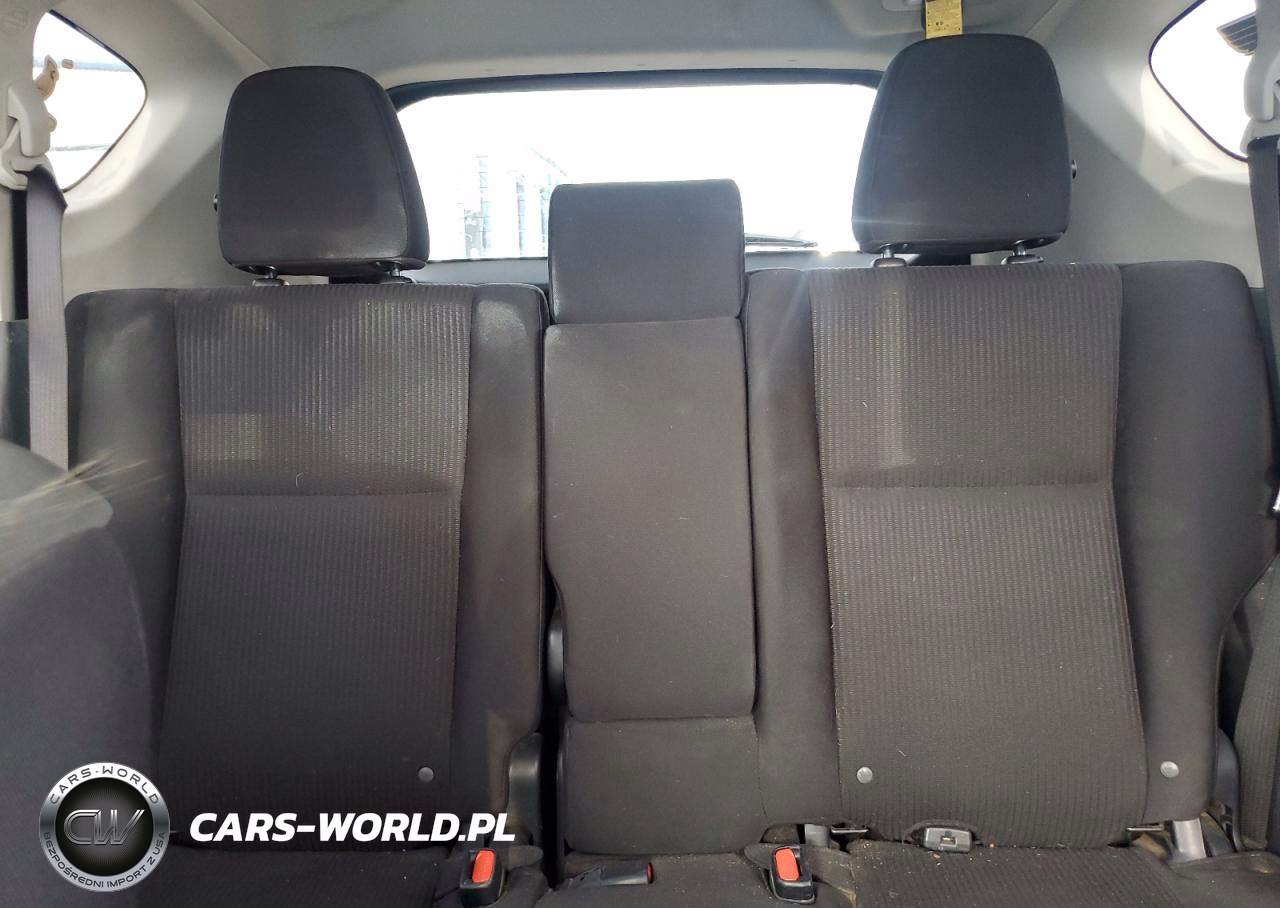 2018 Toyota Rav4 Le VIN:JTMZFREV9JJ206721 - 10