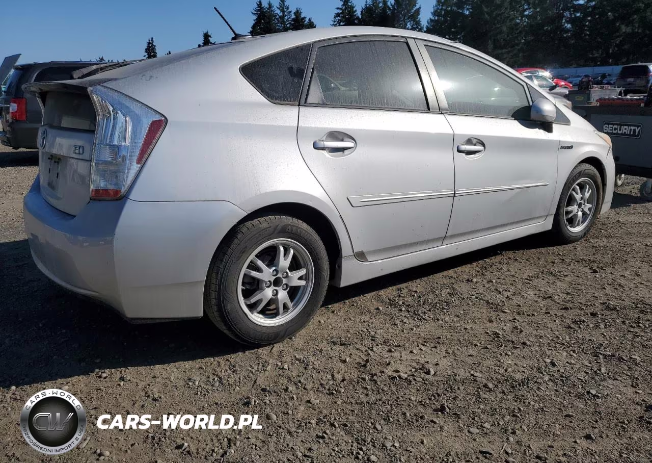 2011 Toyota Prius VIN:JTDKN3DU3B1443667 - 3