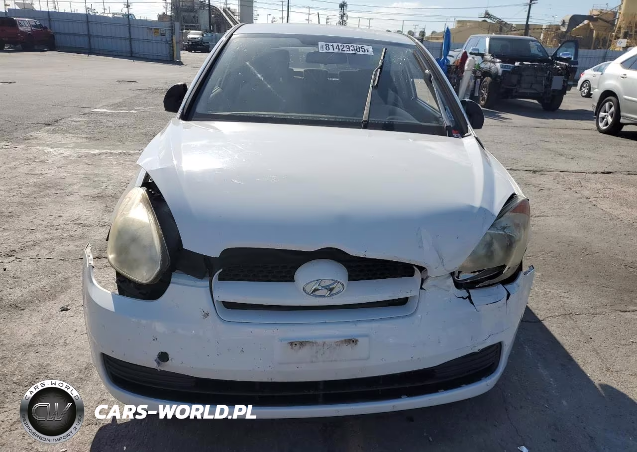 2008 Hyundai Accent Gs VIN:KMHCM36CX8U074563 - 5