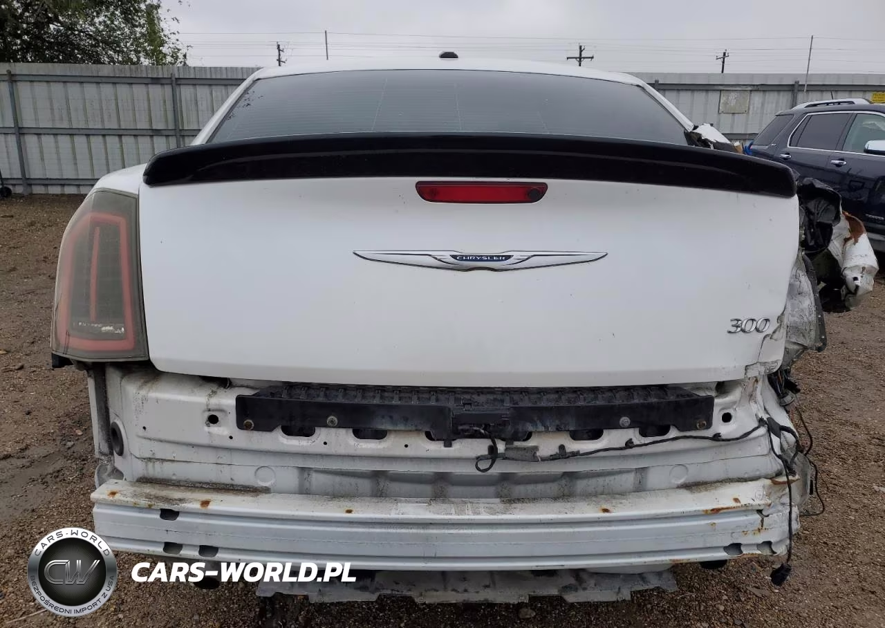 2012 Chrysler 300 VIN:2C3CCAAG8CH138797 - 6