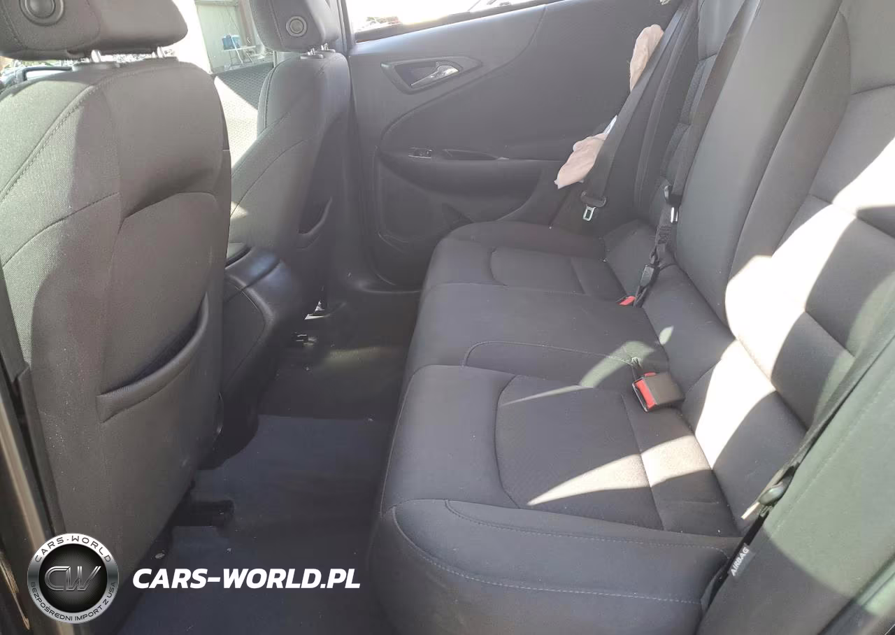 2019 Chevrolet Malibu Ls VIN:1G1ZC5ST2KF174552 - 10