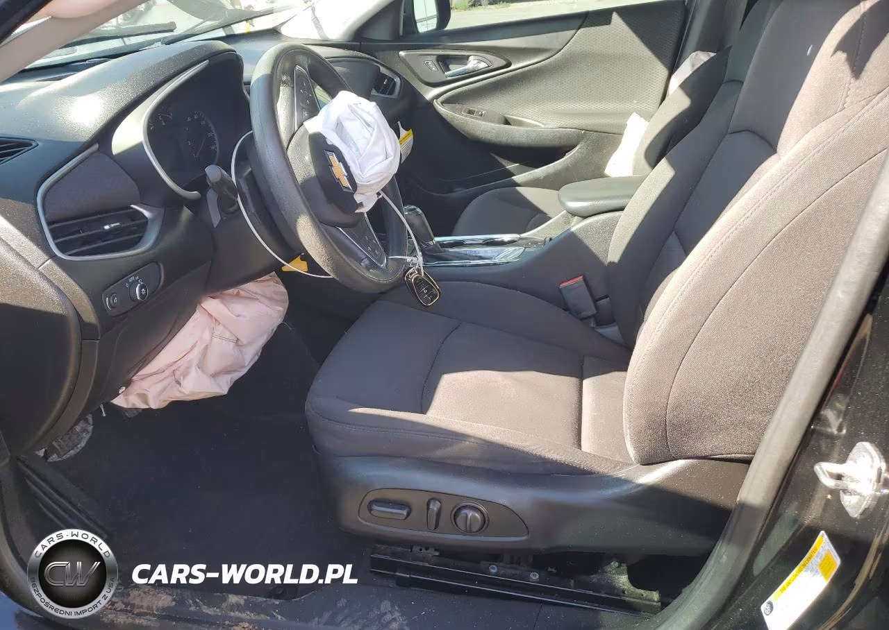 2019 Chevrolet Malibu Ls VIN:1G1ZC5ST2KF174552 - 7