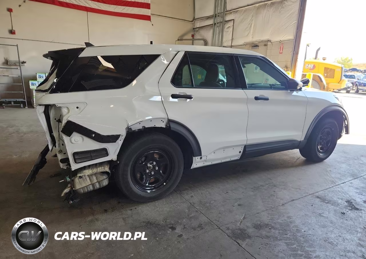 2024 Ford Explorer Police Interceptor VIN:1FM5K8AB6RGA24088 - 3
