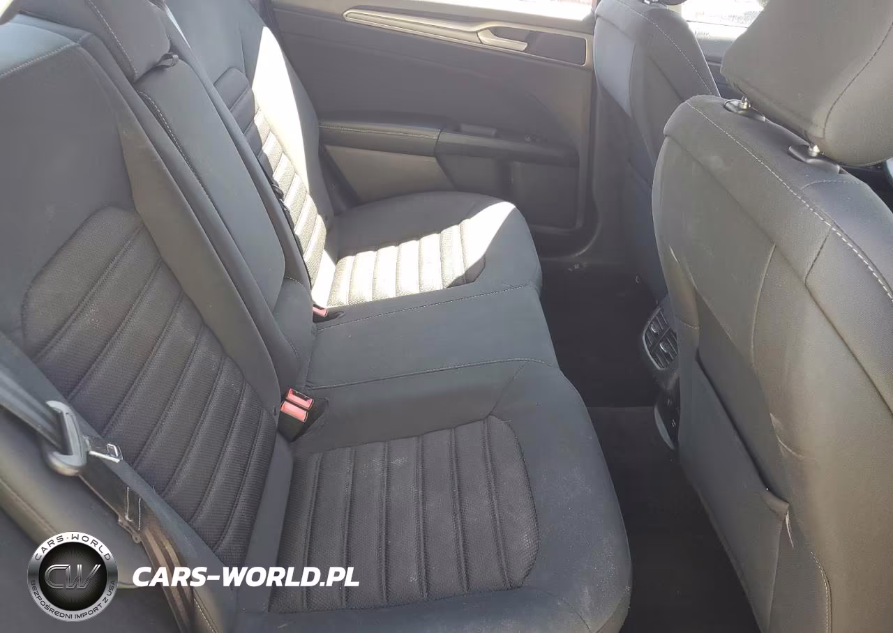 2018 Ford Fusion Se Hybrid VIN:3FA6P0LU1JR109286 - 10