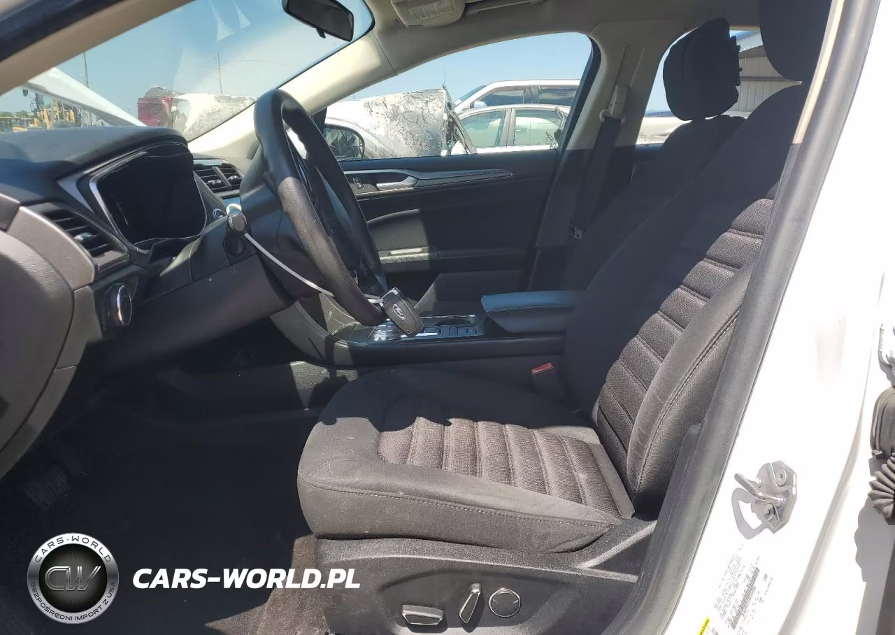 2018 Ford Fusion Se Hybrid VIN:3FA6P0LU1JR109286 - 7