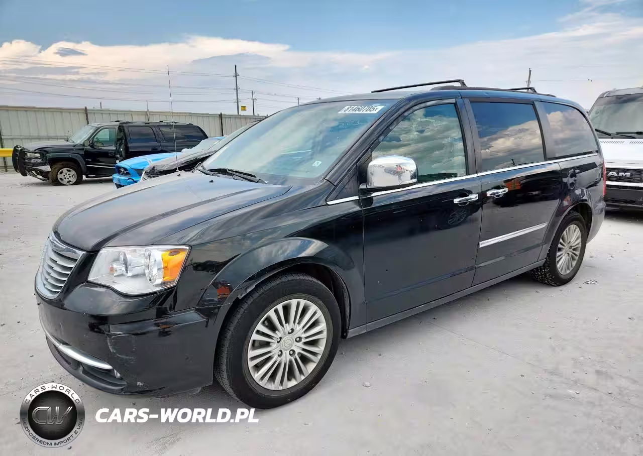 2014 Chrysler Town & Country Touring L