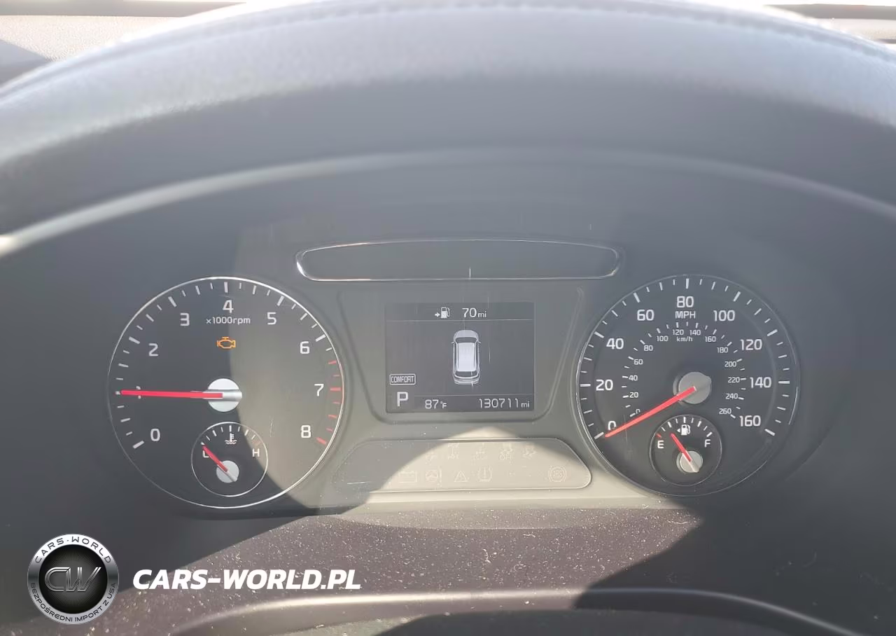 2020 Kia Sorento S VIN:5XYPG4A5XLG620607 - 9