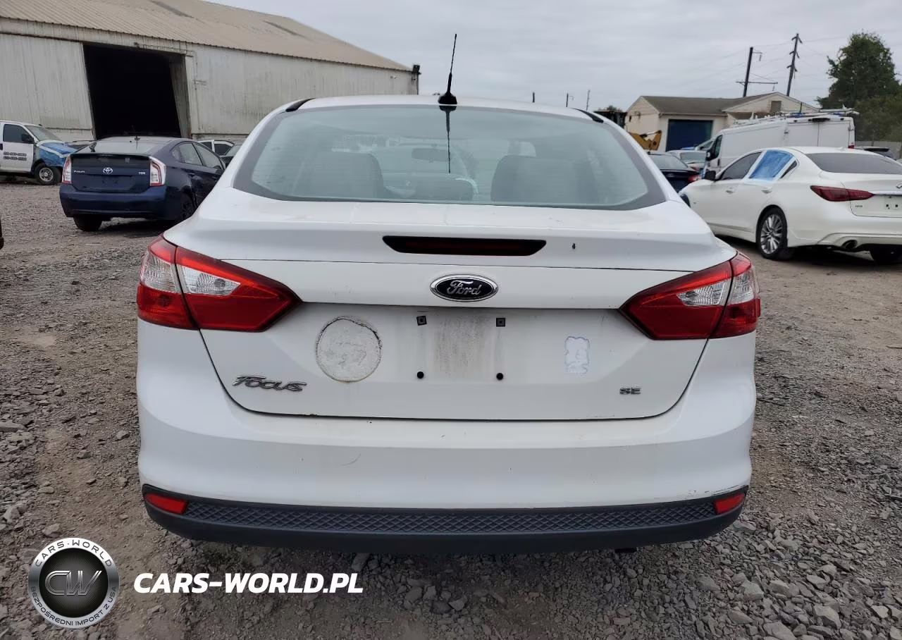 2014 Ford Focus Se VIN:1FADP3F2XEL226839 - 6