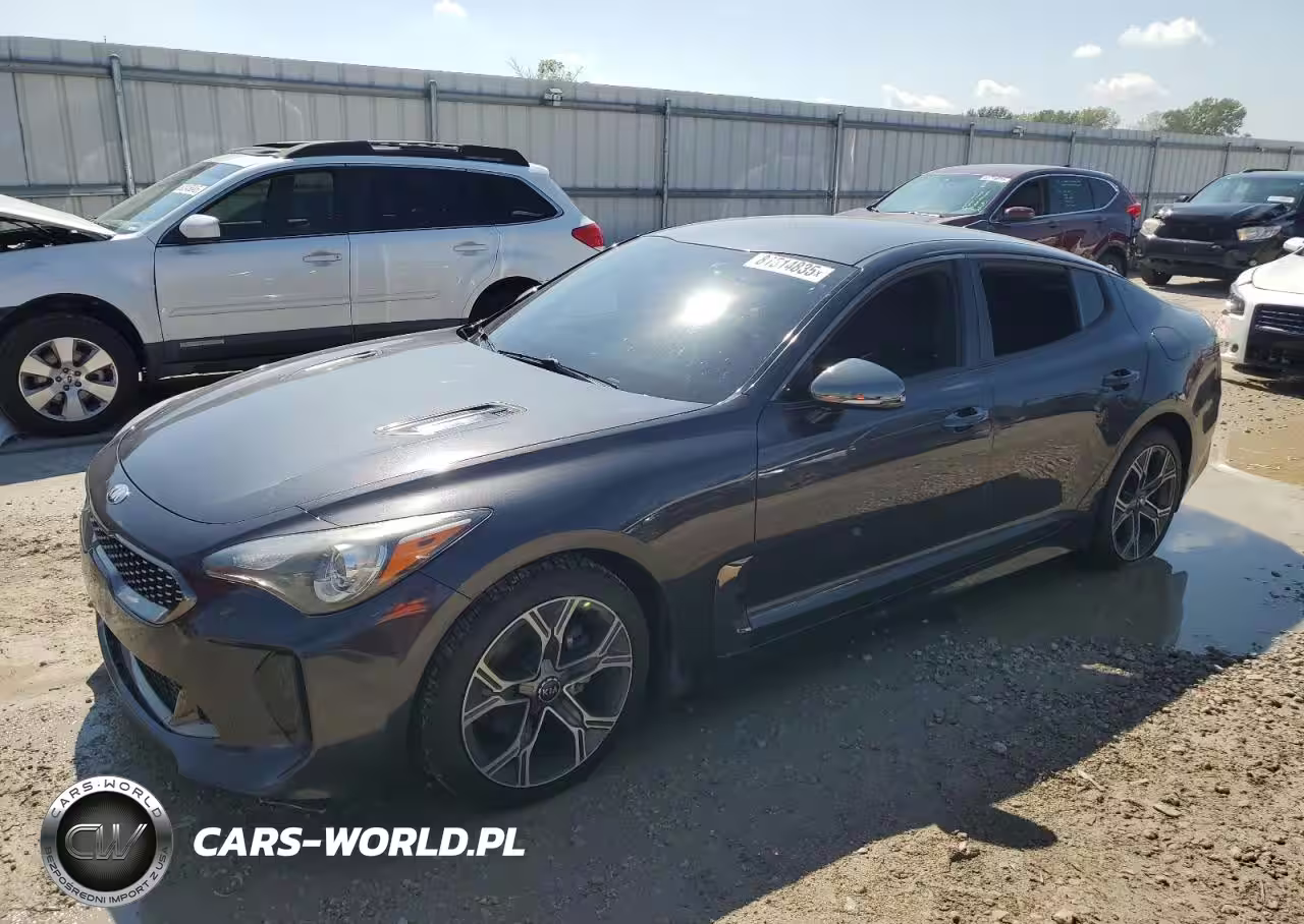 2020 KIA STINGER