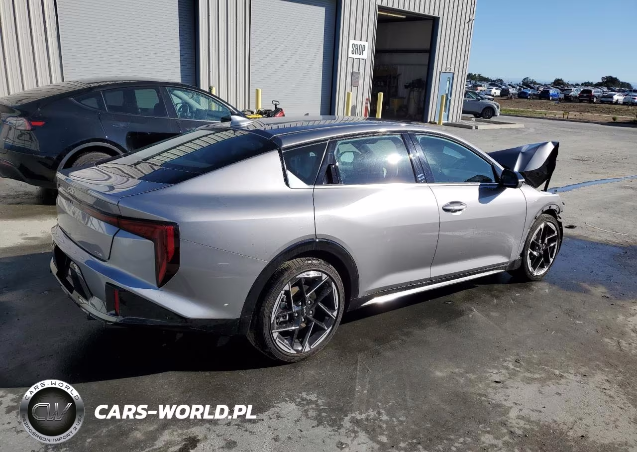 2025 Kia K4 Gt Line VIN:3KPFW4DE1SE159884 - 3