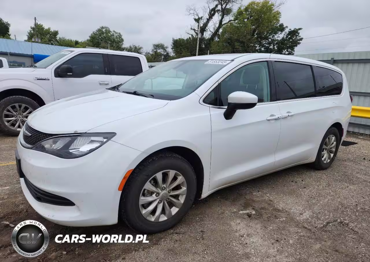 2017 Chrysler Pacifica Touring