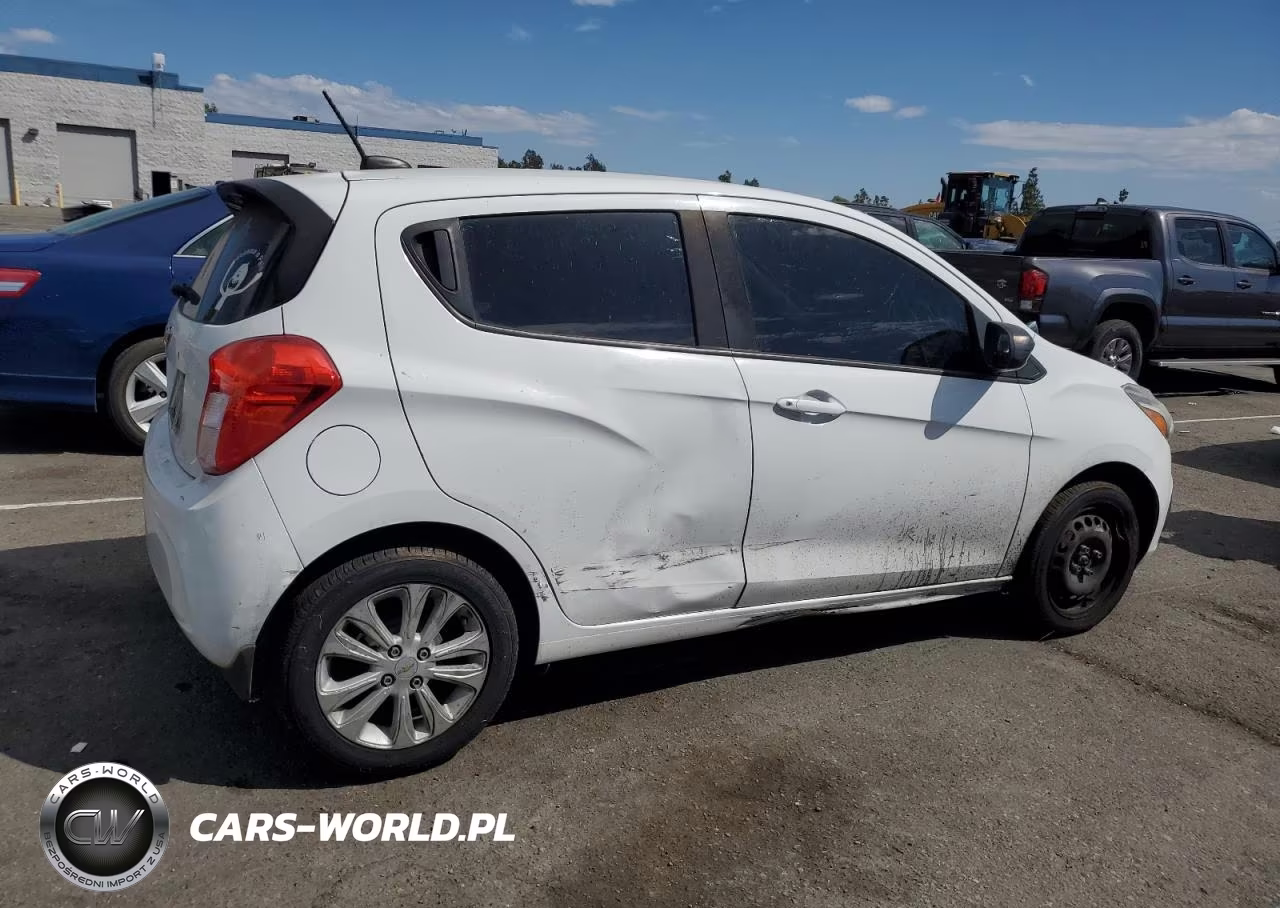 2017 Chevrolet Spark Ls VIN:KL8CB6SA1HC826634 - 3