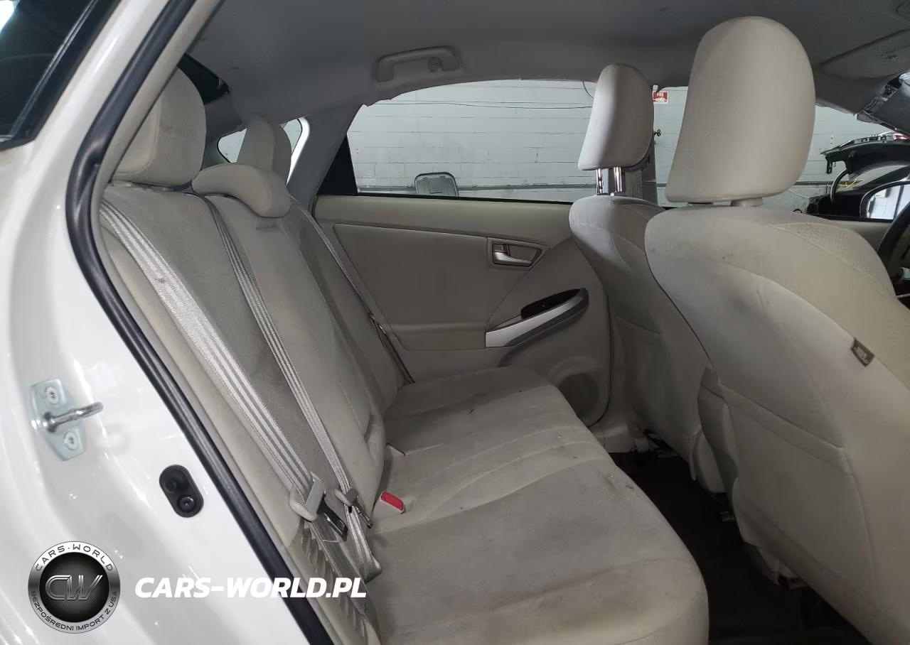 2015 Toyota Prius VIN:JTDKN3DU5F1916491 - 10