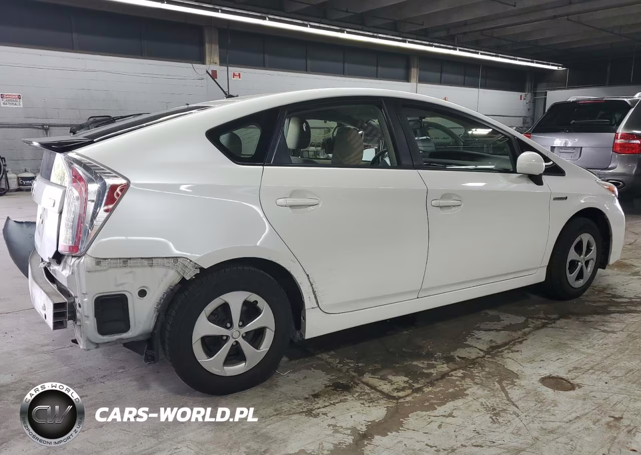 2015 Toyota Prius VIN:JTDKN3DU5F1916491 - 3