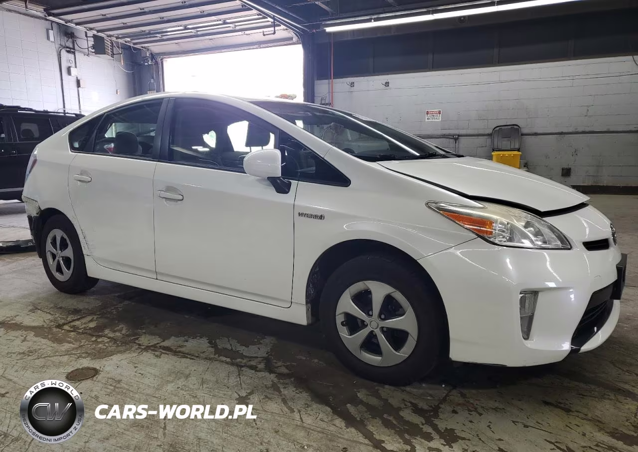 2015 Toyota Prius VIN:JTDKN3DU5F1916491 - 4