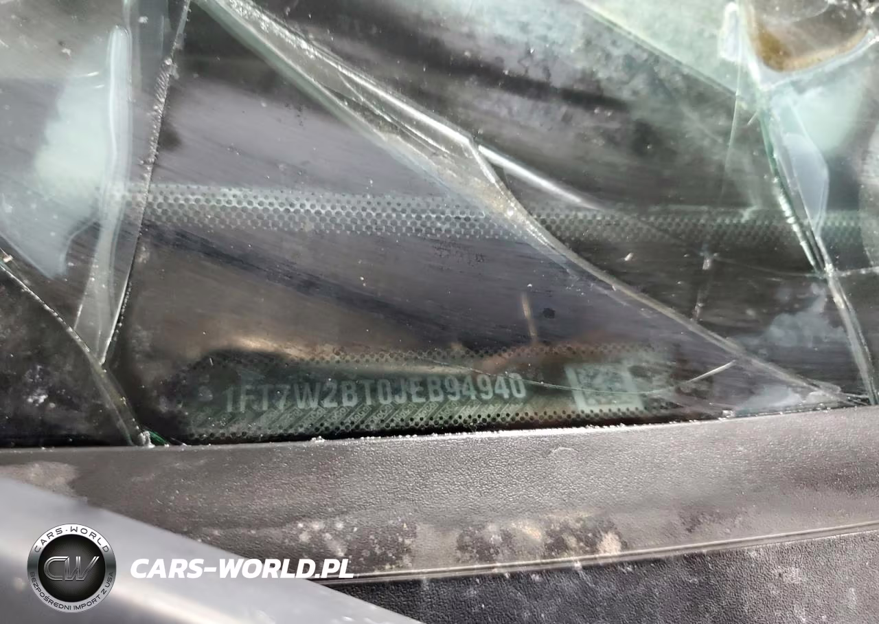 2018 Ford F250 Super Duty VIN:1FT7W2BT0JEB94940 - 12