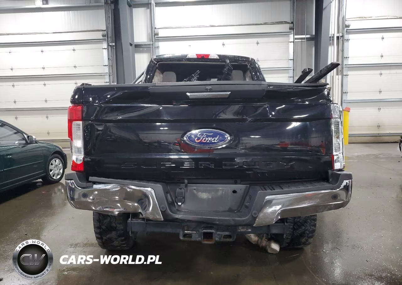 2018 Ford F250 Super Duty VIN:1FT7W2BT0JEB94940 - 6