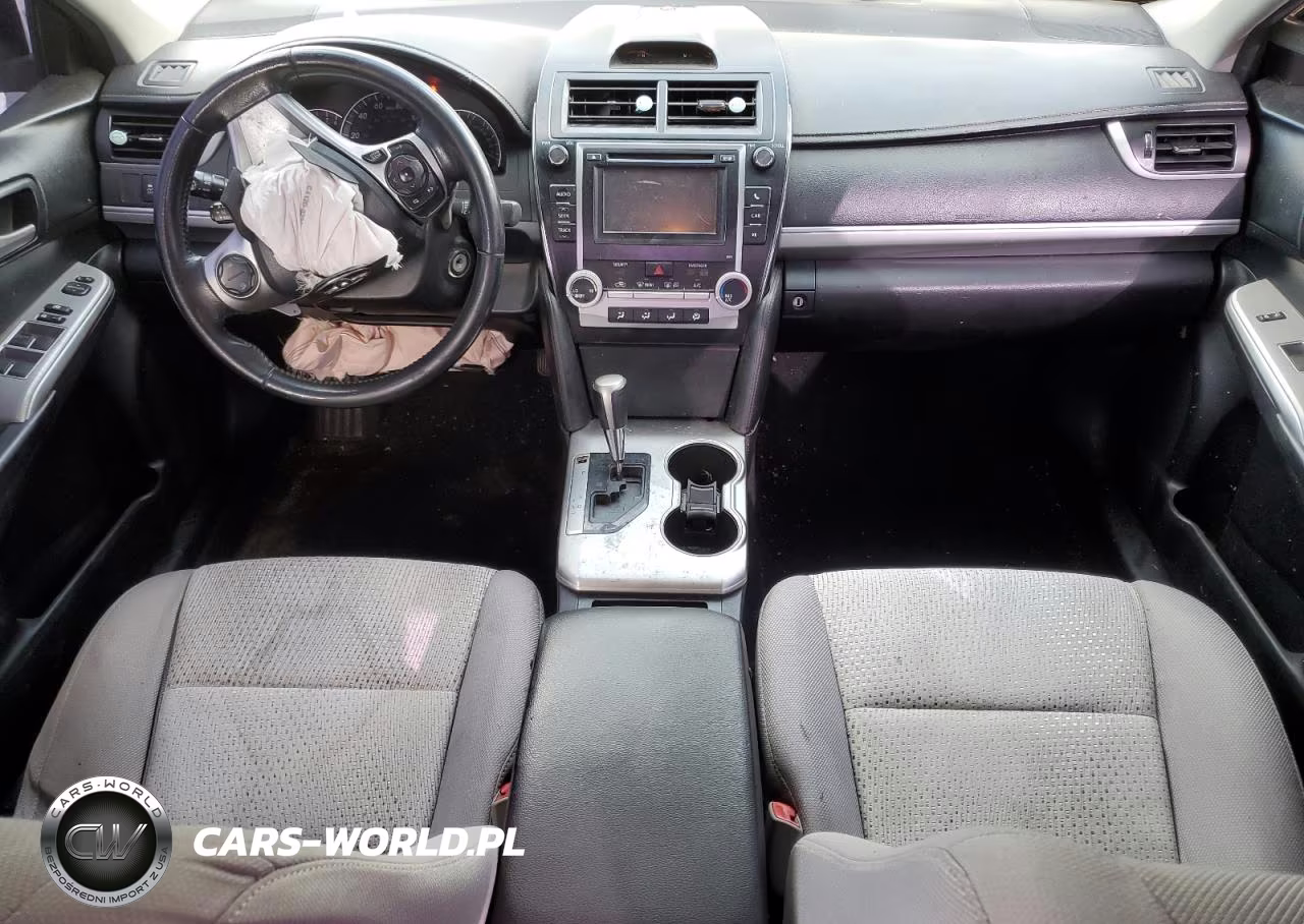 2014 Toyota Camry L VIN:4T1BF1FKXEU745582 - 8