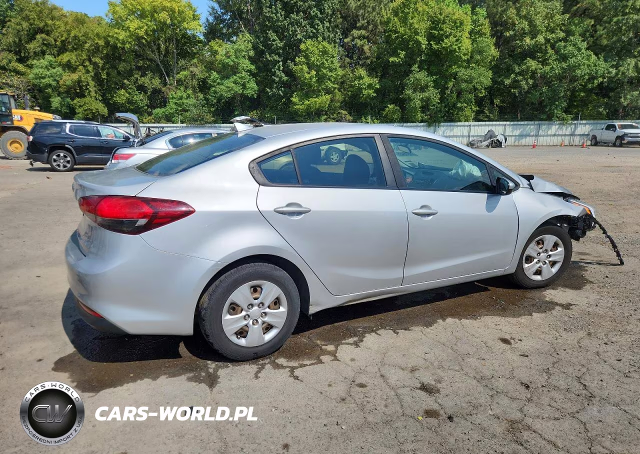 2018 Kia Forte Lx VIN:3KPFK4A78JE225590 - 3
