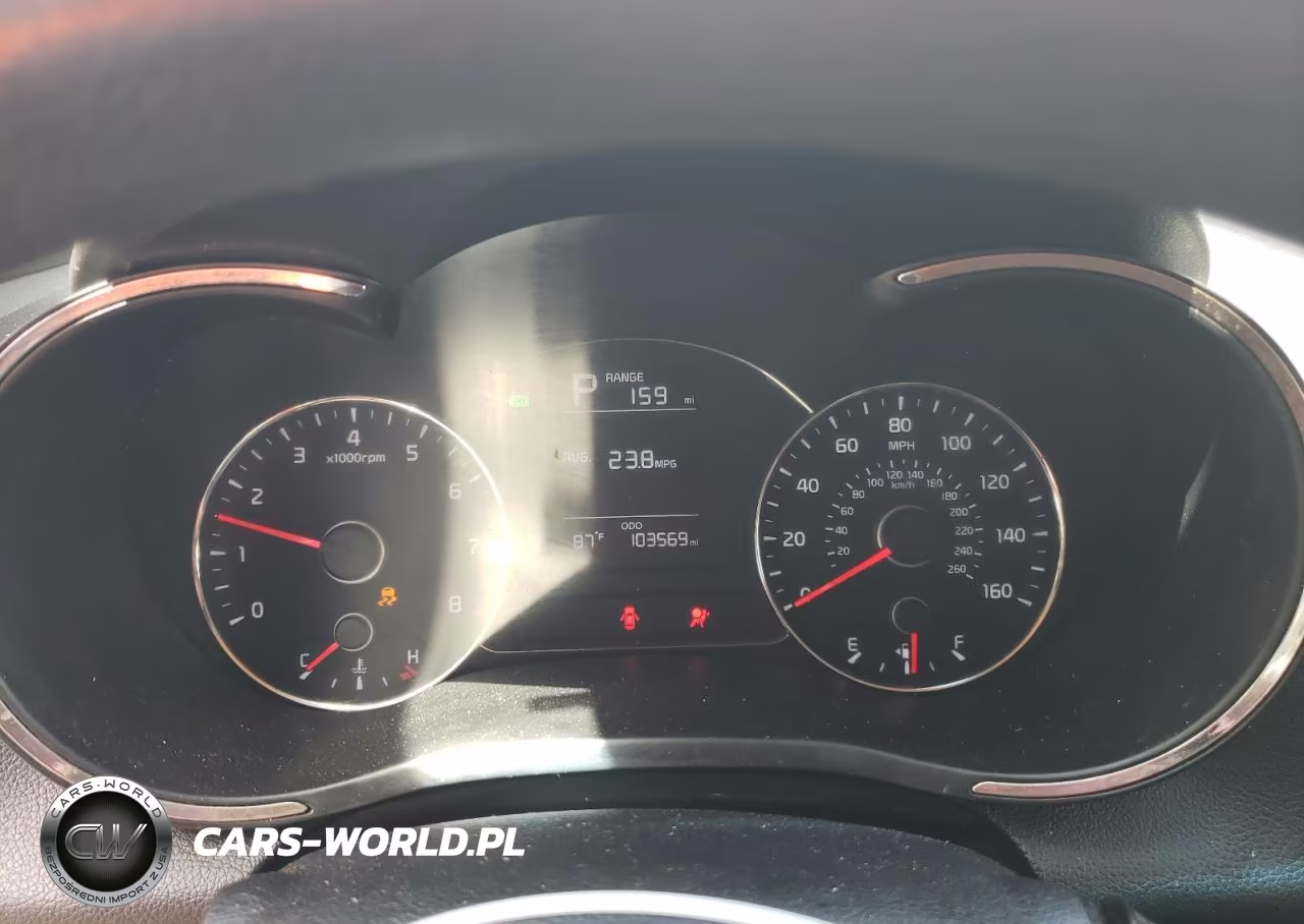 2018 Kia Forte Lx VIN:3KPFK4A78JE225590 - 9