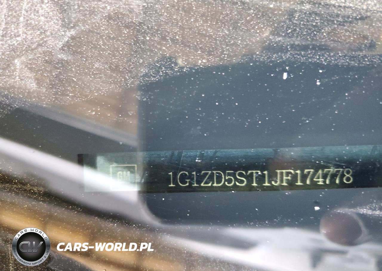 CHEVROLET MALIBU LT VIN:1G1ZD5ST1JF174778 - 12