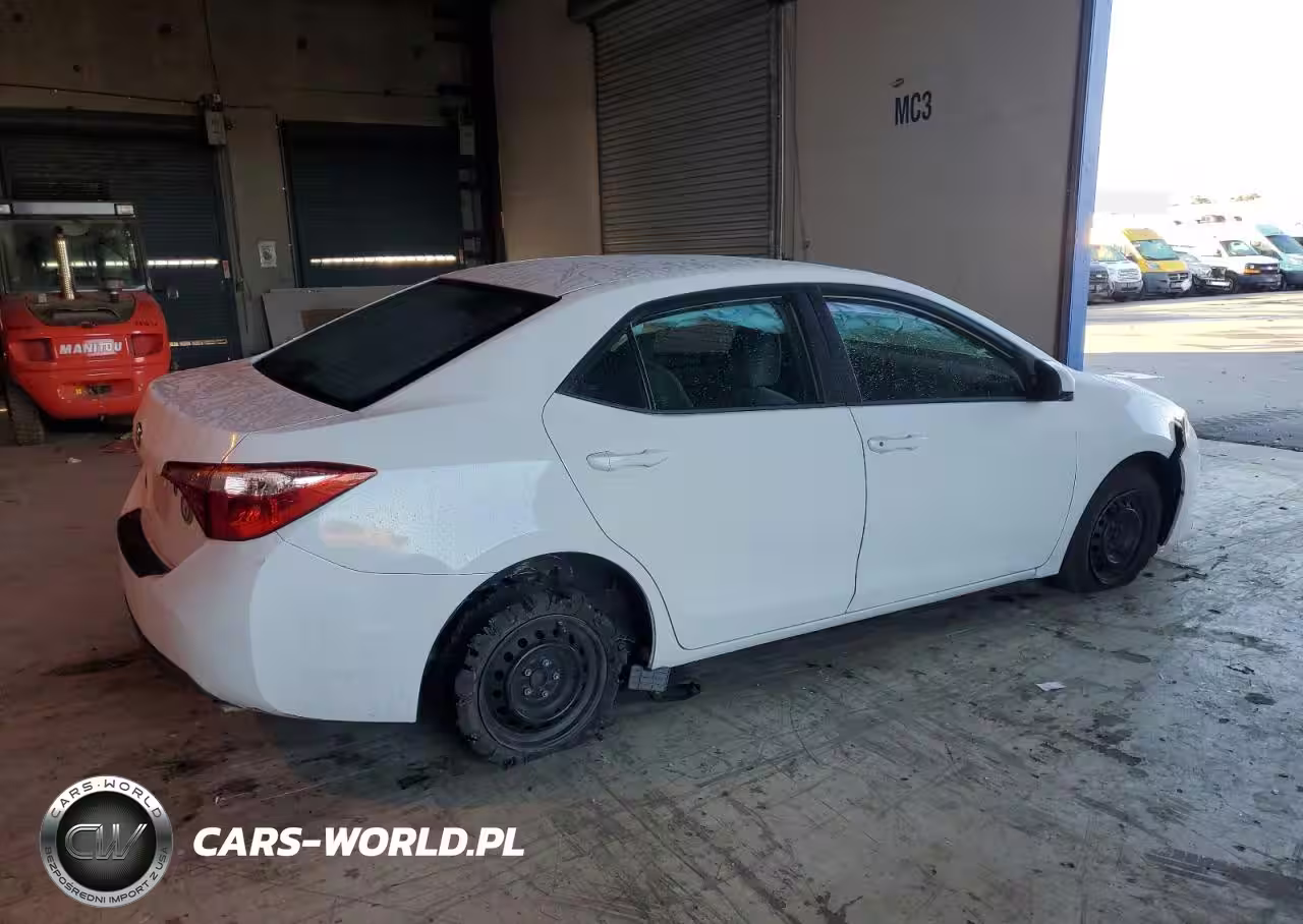 2017 Toyota Corolla L VIN:5YFBURHE6HP663446 - 3