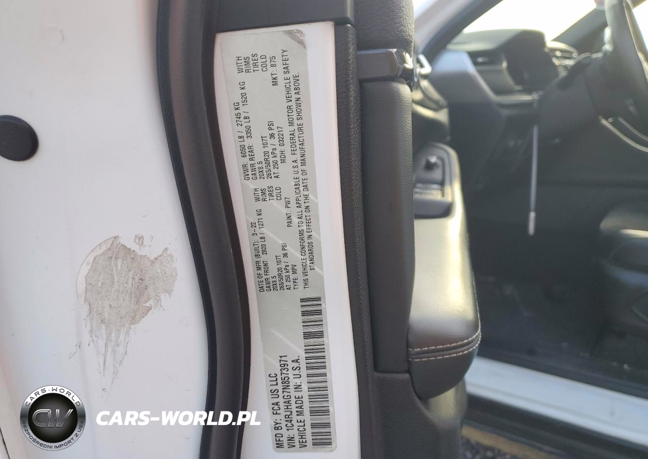2022 Jeep Grand Cherokee Laredo VIN:1C4RJHAG7N8573971 - 13