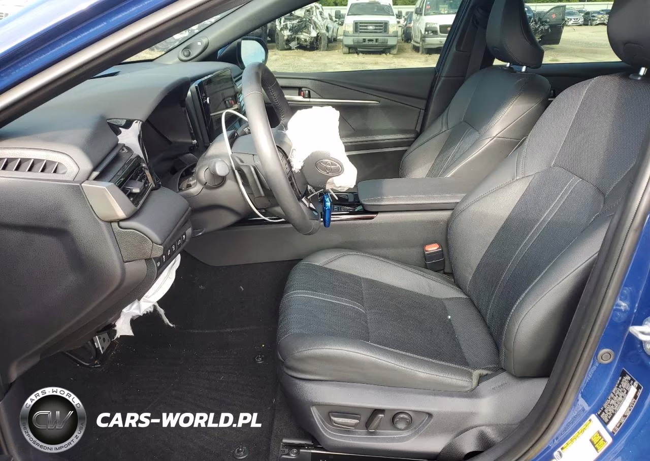 2025 Toyota Camry Xse VIN:4T1DAACK6SU034565 - 7