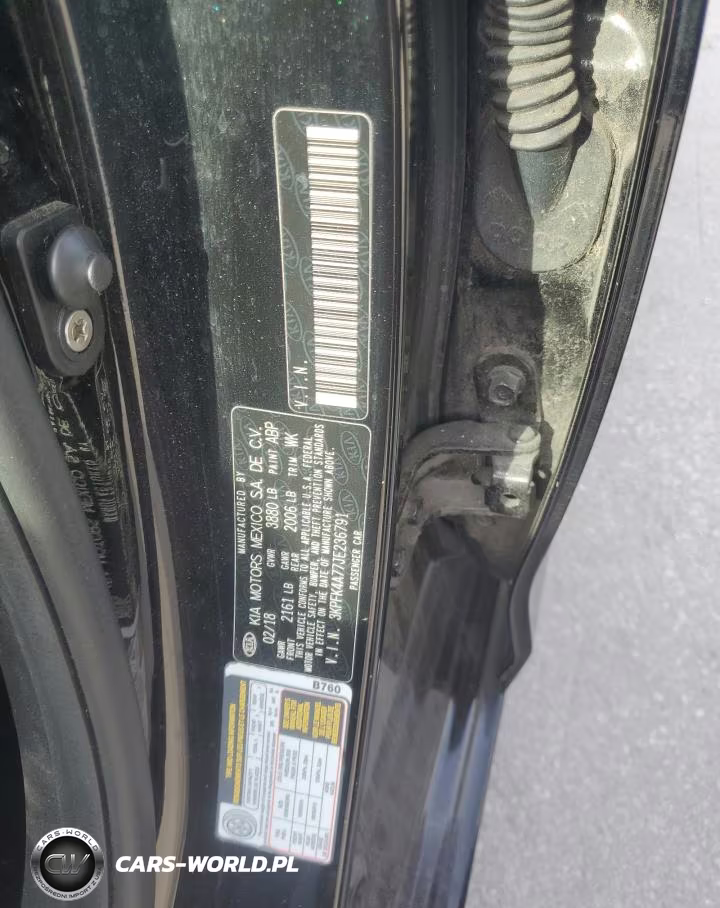 2018 Kia Forte Lx VIN:3KPFK4A77JE236791 - 12