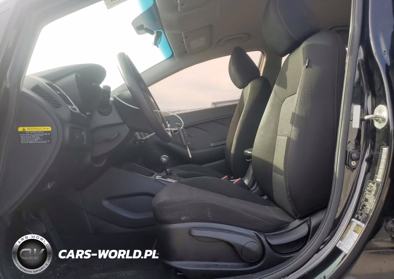 2018 Kia Forte Lx VIN:3KPFK4A77JE236791 - 7