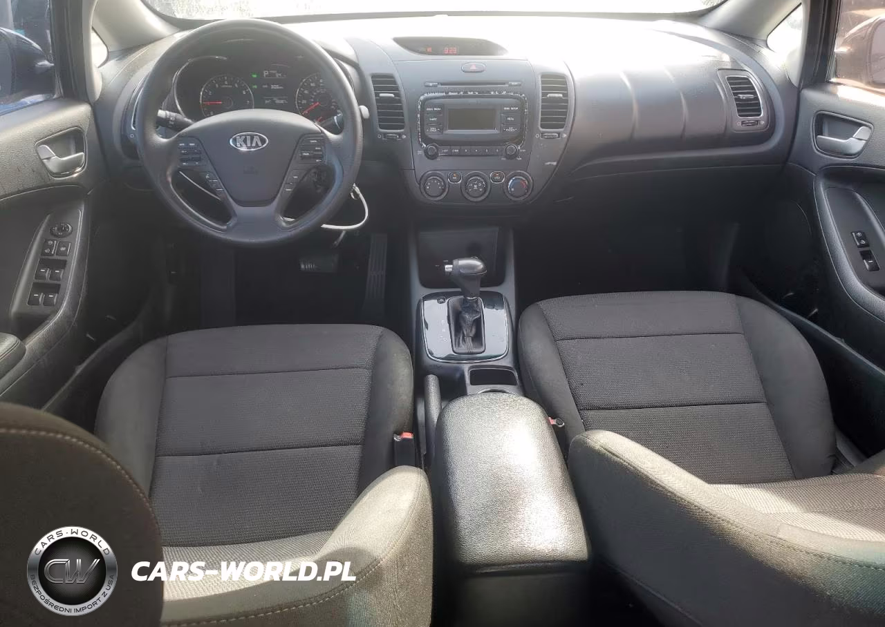 2018 Kia Forte Lx VIN:3KPFK4A77JE236791 - 8