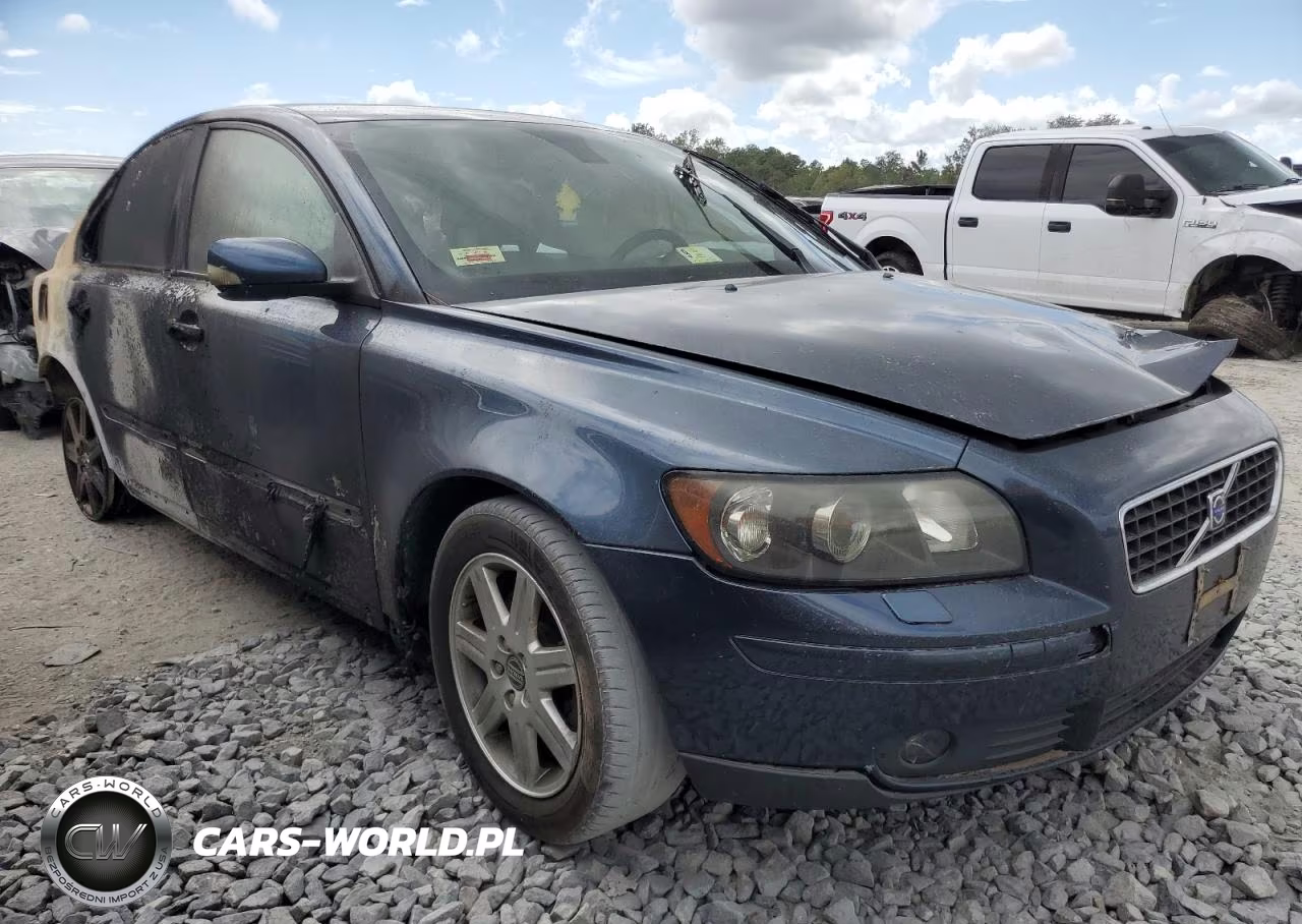 2005 Volvo S40 T5 VIN:YV1MS682752117519 - 4