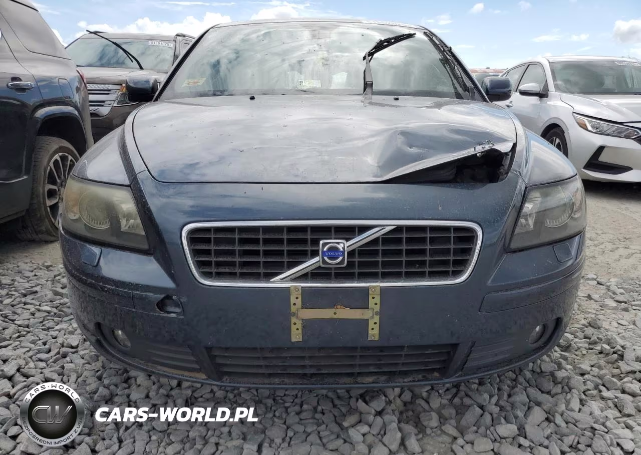 2005 Volvo S40 T5 VIN:YV1MS682752117519 - 5