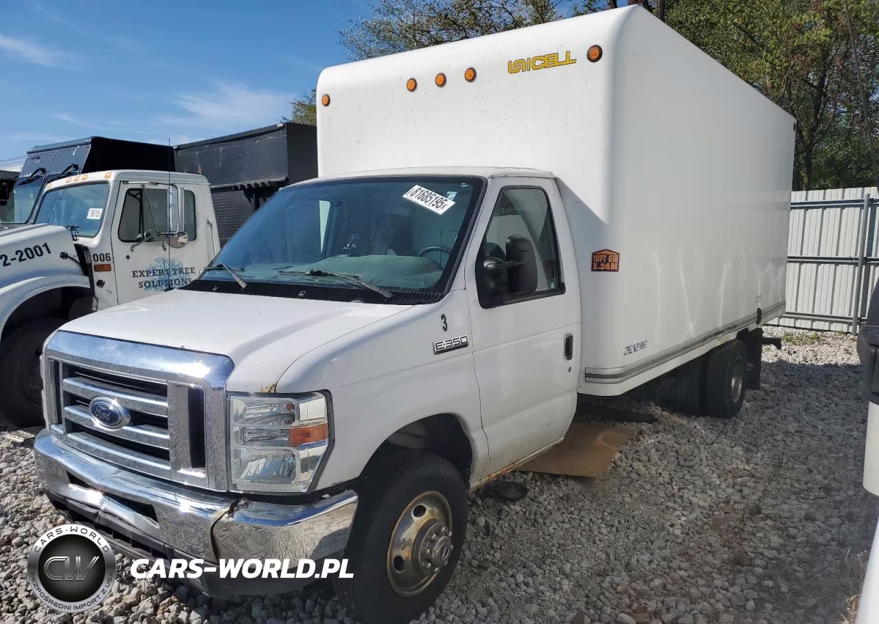 2016 Ford Econoline E350 Super Duty Cutaway Van