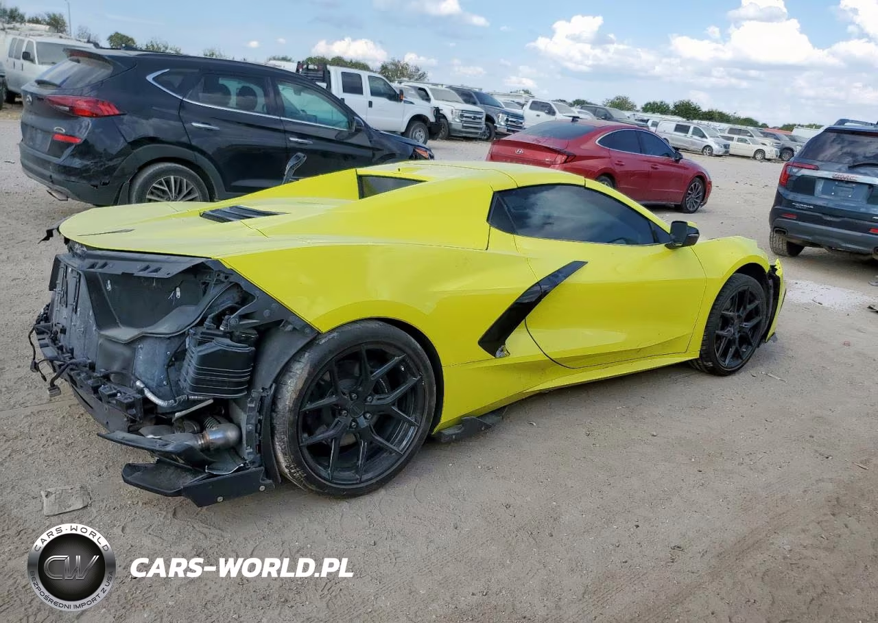2022 Chevrolet Corvette Stingray 2Lt VIN:1G1YB3D47N5105794 - 3