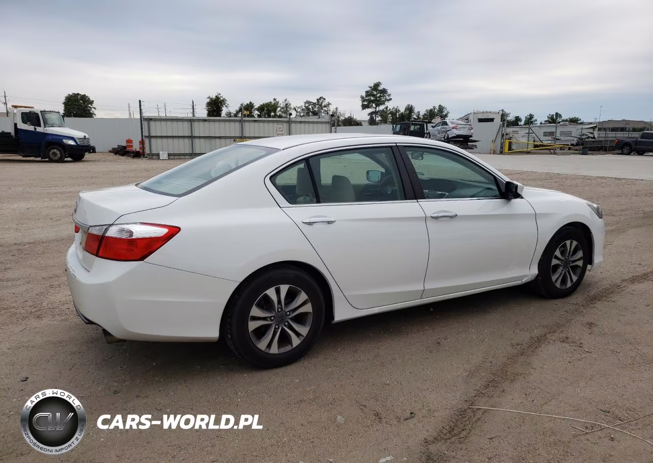 2014 Honda Accord Lx VIN:1HGCR2F30EA131383 - 3