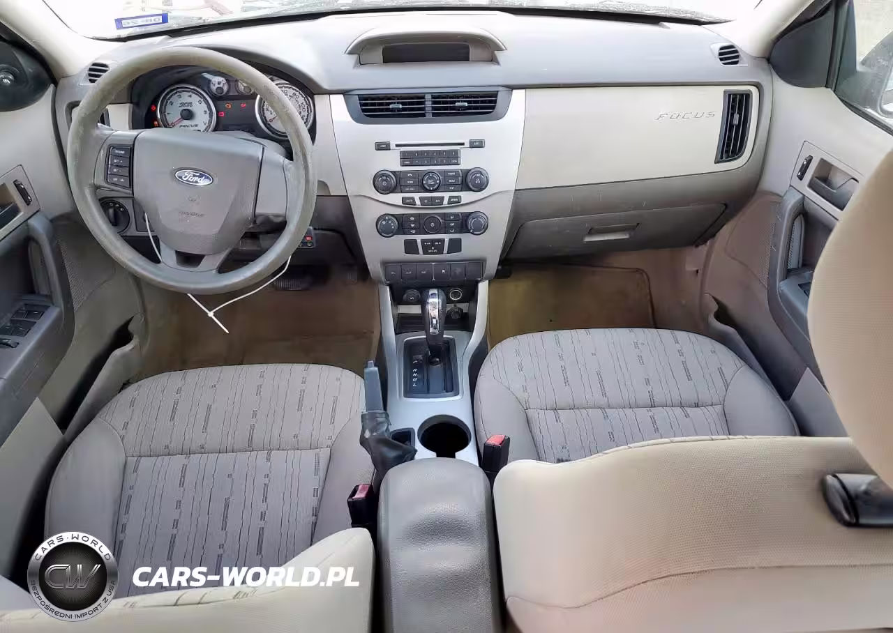 2010 Ford Focus Se VIN:1FAHP3FN6AW110817 - 8
